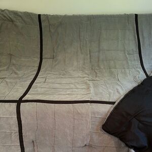 Gray and Black Comforter Set with Minimalist Design
